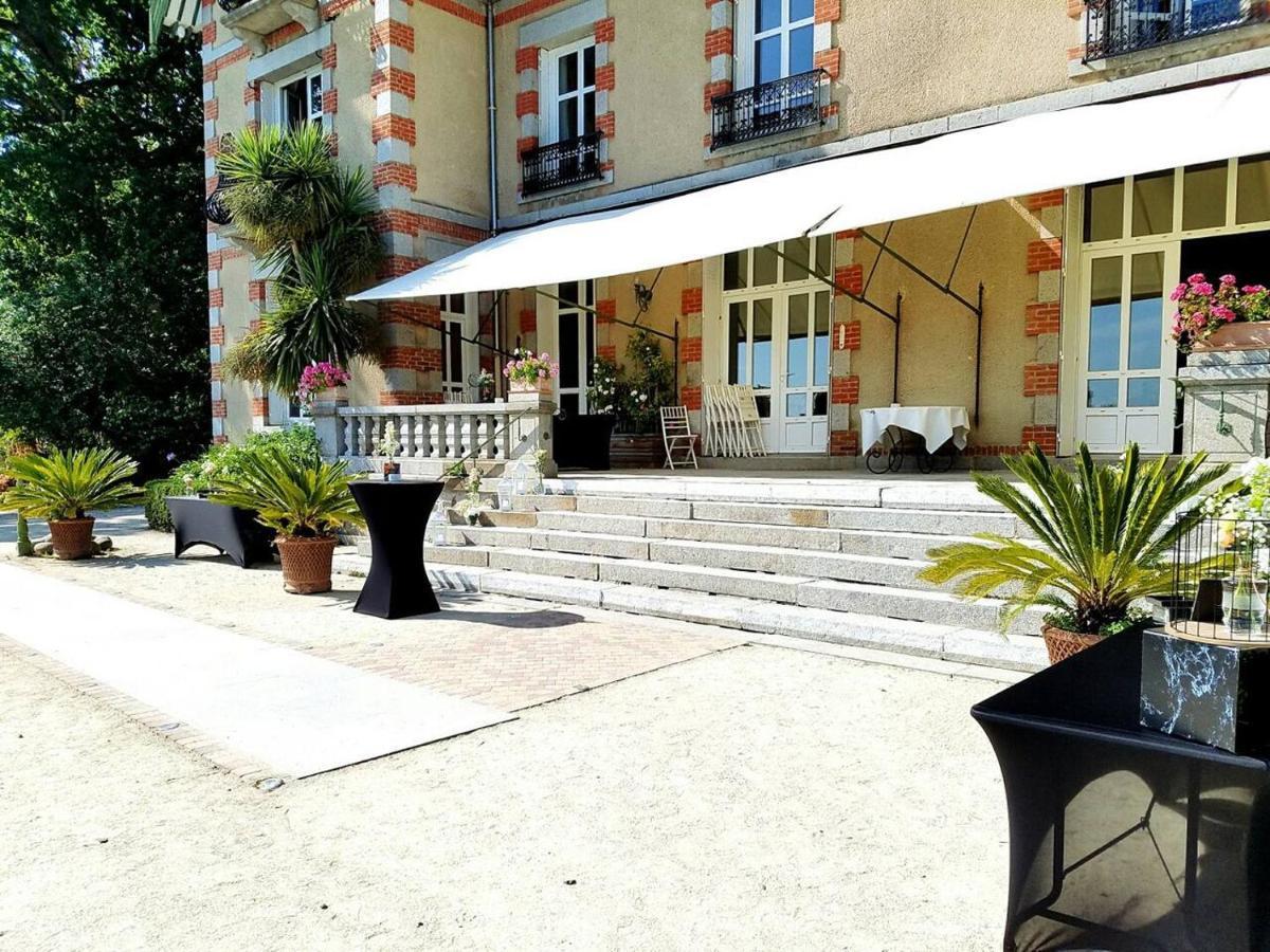 Chateau Les Hauts Apartment Saint-Jean-le-Thomas Exterior photo